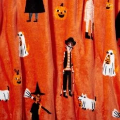 Hyde & EEK! Boutique Trick or Treaters Printed Plush Halloween Throw Blanket - Hyde & EEK! Boutique™ 5 Hyde & EEK! Boutique Trick or Treaters Printed Plush Halloween Throw Blanket - Hyde & EEK! Boutique™ -Hyde and Eek Cosplay Store GUEST aae0e0c3 e4d4 4f92 a977 e4a6216ac950