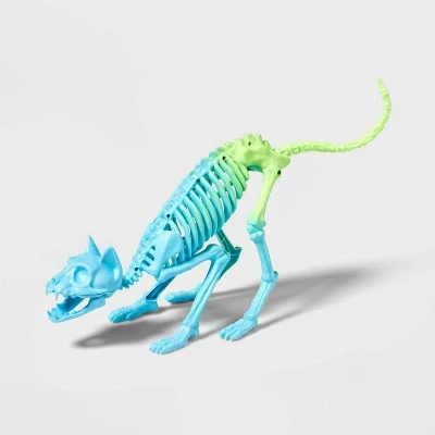 Hyde & EEK! Boutique Night of the Vivid Dead Ombre Cat Skeleton Halloween Scene Prop - Hyde & EEK! Boutique™ 2 Hyde & EEK! Boutique Night of the Vivid Dead Ombre Cat Skeleton Halloween Scene Prop - Hyde & EEK! Boutique™ - Image 2